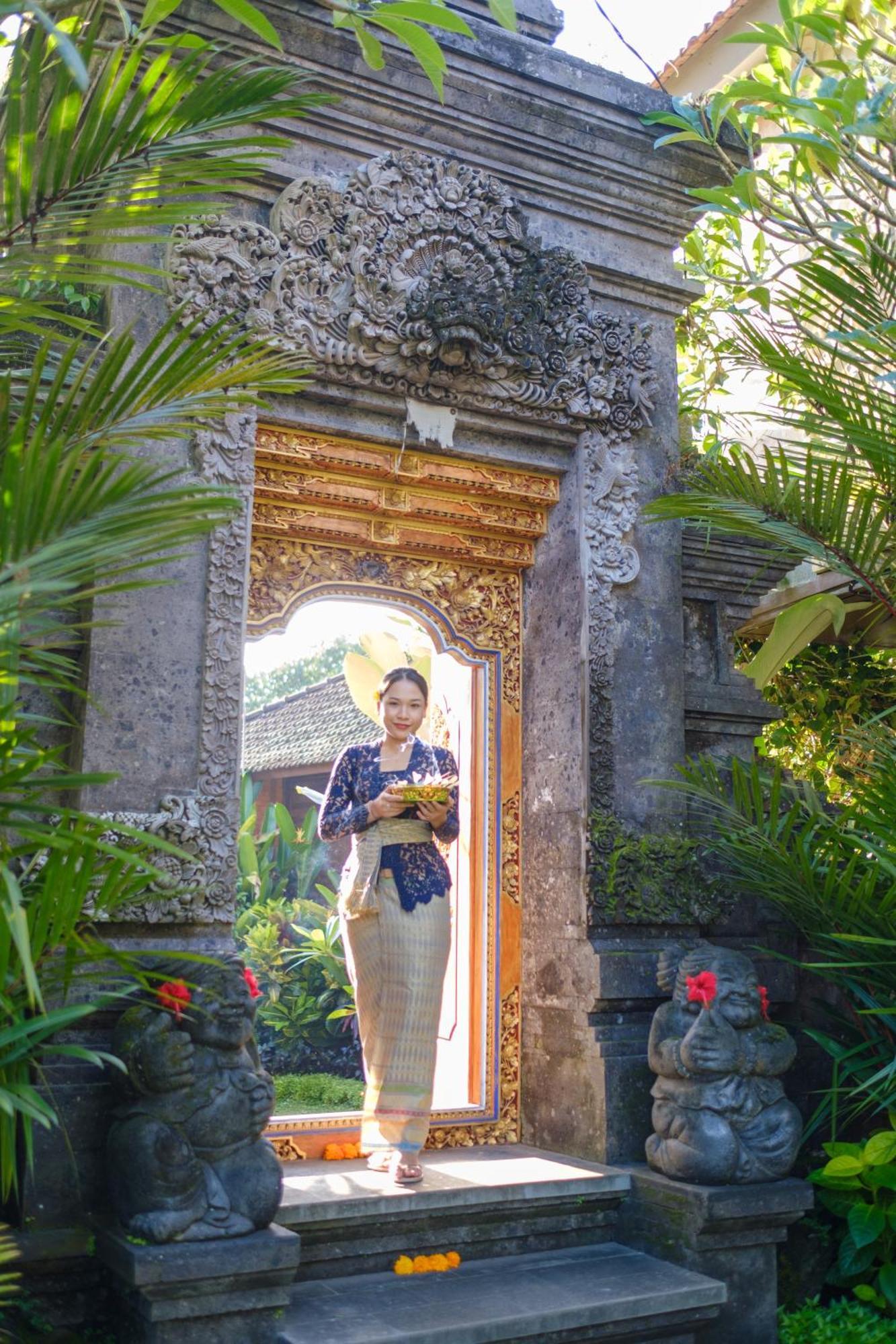 Puri Kobot Hotel Ubud Buitenkant foto